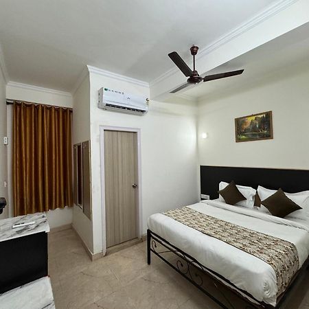 ניו דלהי Airport Hotel Annexe מראה חיצוני תמונה